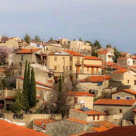 Lofou Traditional Stone House Екстер'єр фото